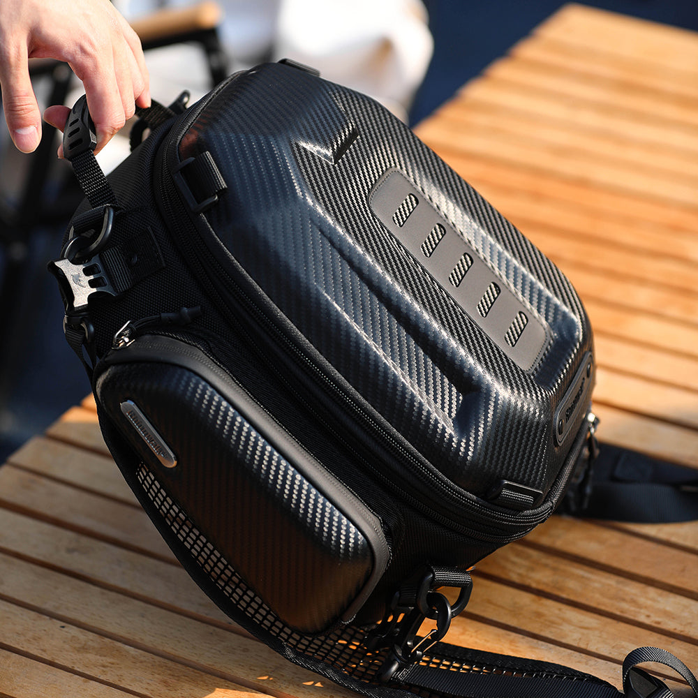 RHINOWALK MTR4001 Expandable Motorcycle Hard Shell Tail Bag Motocross Trunk Tail Bag RHINOWALK MTR4001 Expandable Motorcycle Hard Shell Tail Bag Motocross Trunk Tail Bag